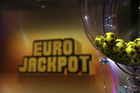 Eurojackpot: stor præmiepulje hver tirsdag og fredag.